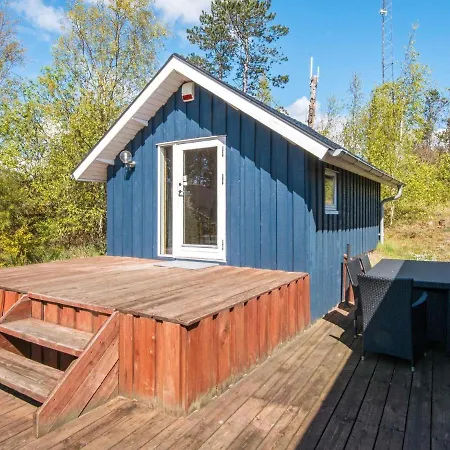 Дом отдыха 9 Person Holiday In
